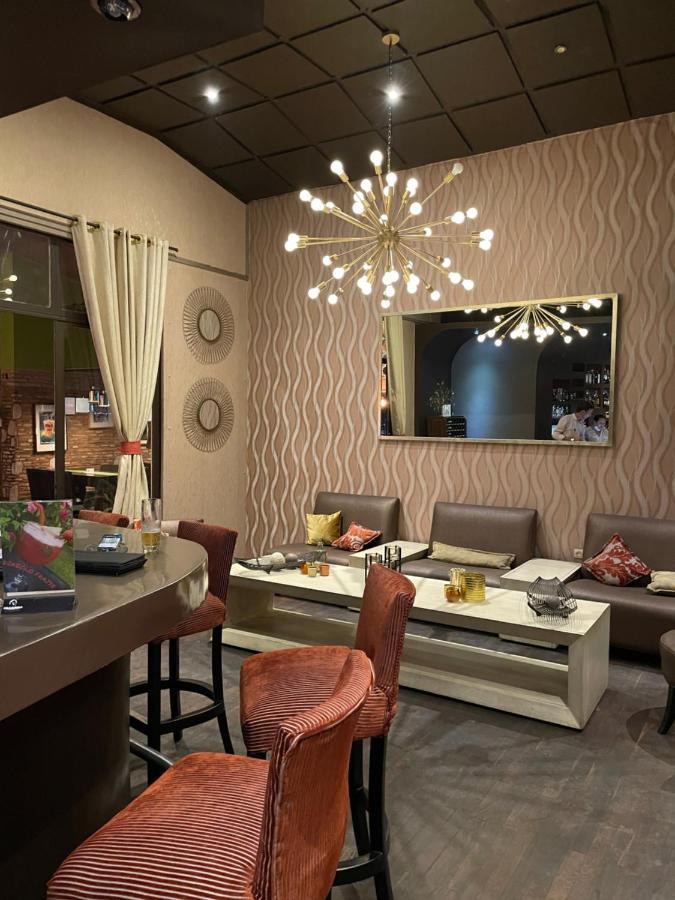 Planet Hotel Hollybum Lubumbashi Extérieur photo
