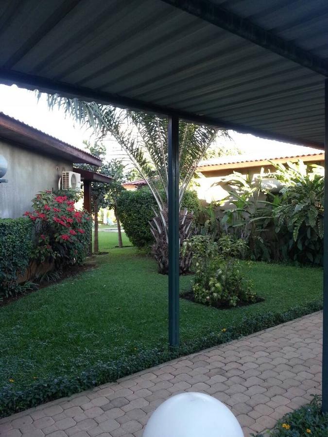 Planet Hotel Hollybum Lubumbashi Extérieur photo
